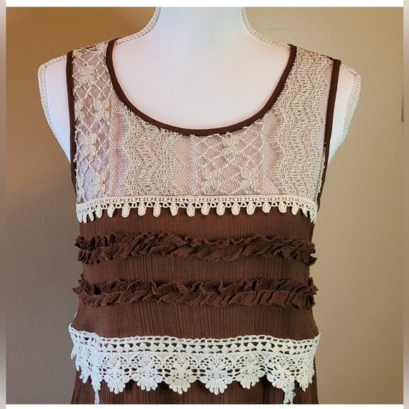 New Large  A’reve Dress in Brown w/ Cream Crochet & Lace - Picture 9 of 13